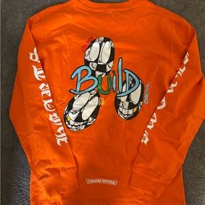 orange graphic men’s longsleeve